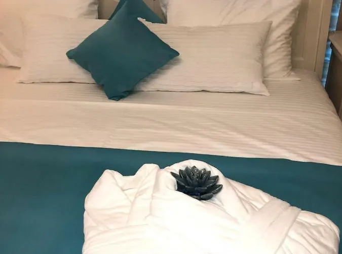 Luxury Sophia 3 - Davidary